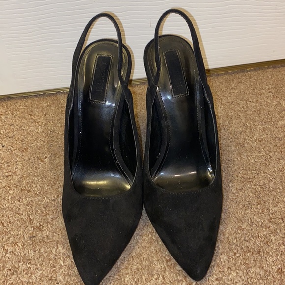Faux suede chunky heel pointy closed toe sling backs, too small for me - Picture 4 of 7